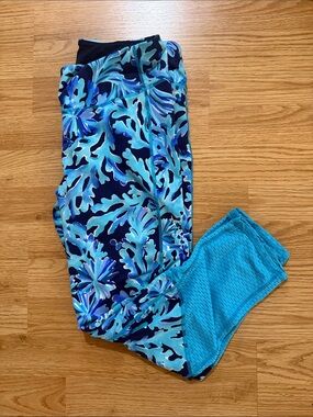 Lilly Pulitzer Blue Floral Print Active Leggings